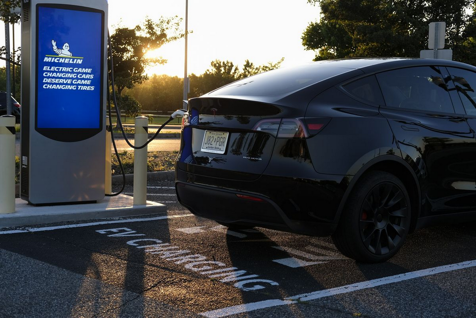 Supreme Court Sides with Oil Industry Against California’s EV Rules